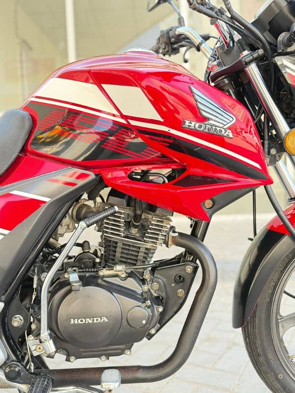 Honda CB 150F 21 Model End October 22 Sticker 9