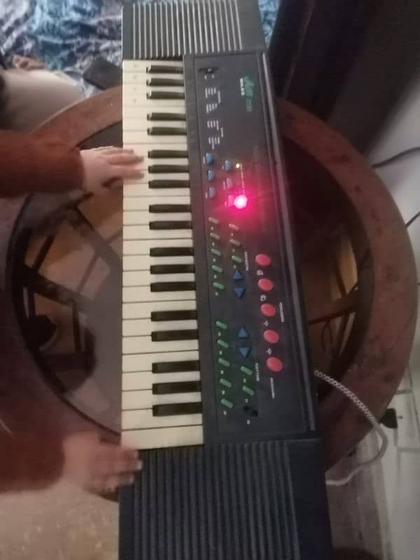 miles electronic piano 1