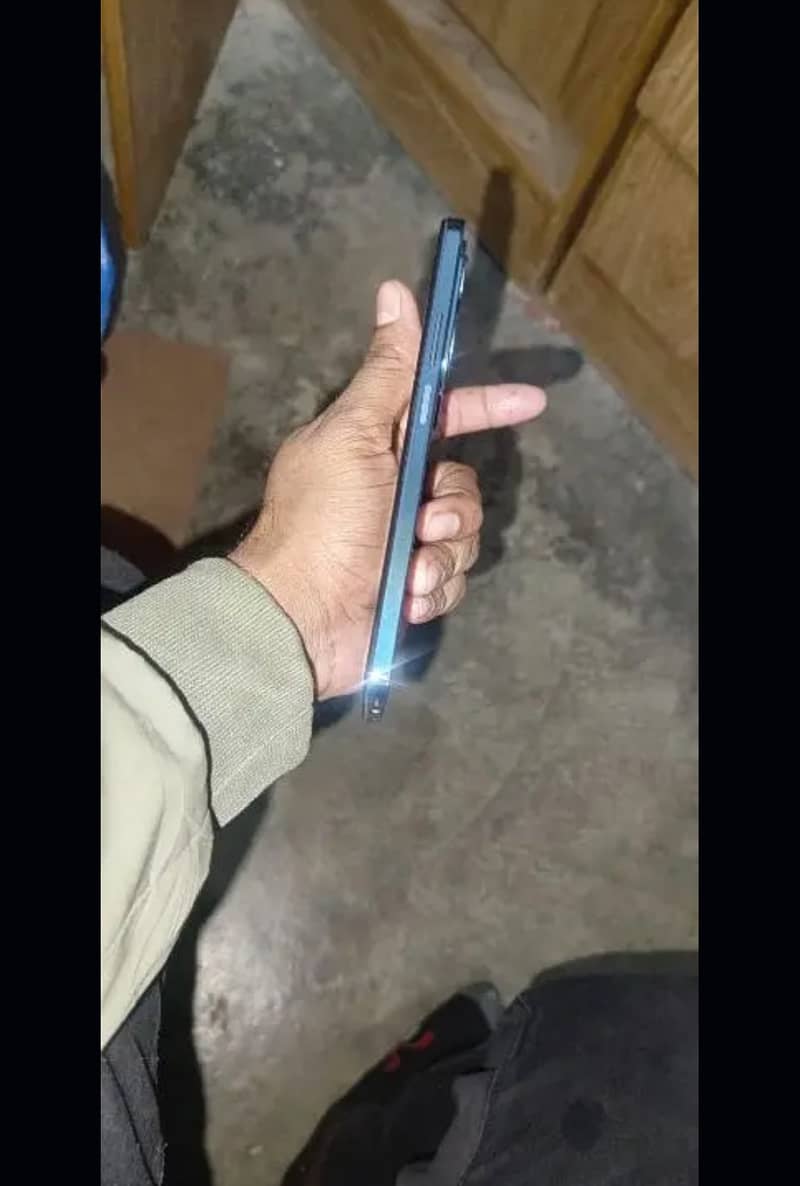 Infinix Hot 40 in mint condition 3