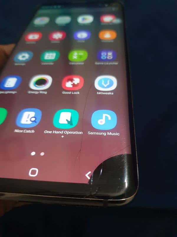 Samsung S10 8/128 patched single sim 1