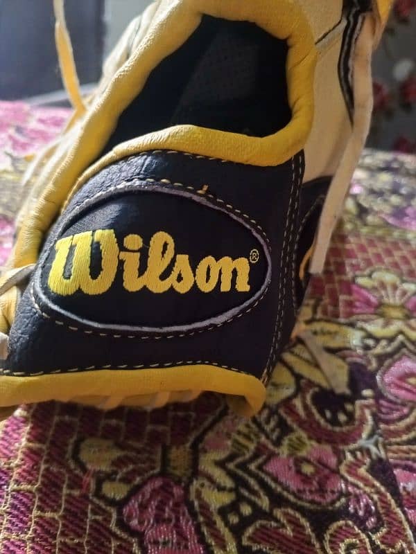 orignal Wilson A400 Gloves Price 12000 2