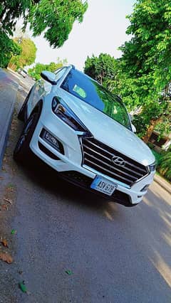 Rent A Car Audi V8 Limousine Land Cruiser Self Drive Prado Car Rental