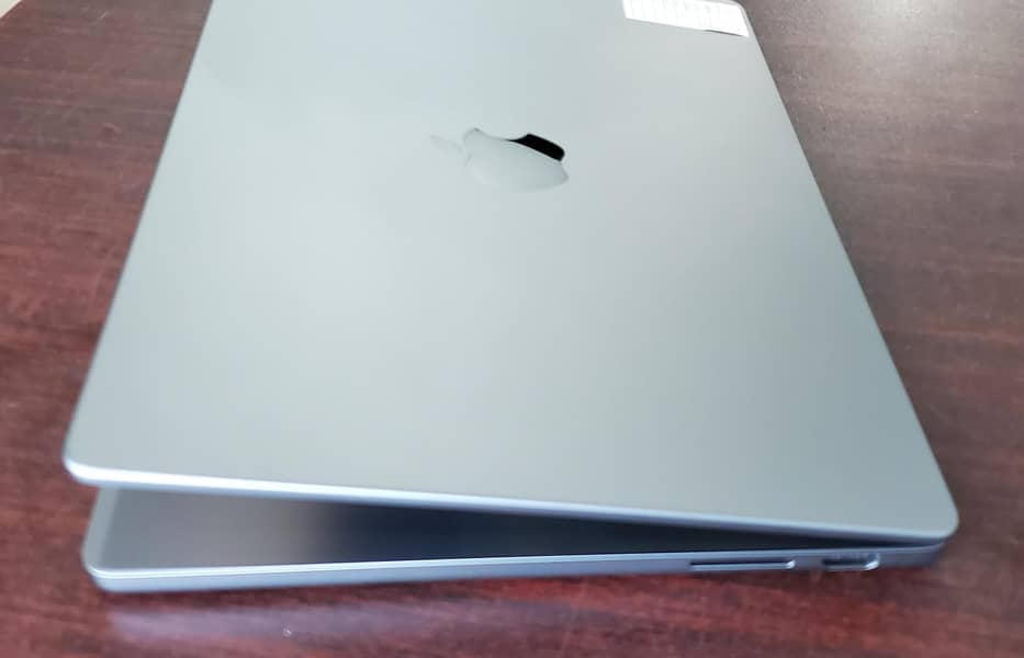 CTO MACBOOK PRO M3 2023 14" 16GB RAM 1TB SSD 5