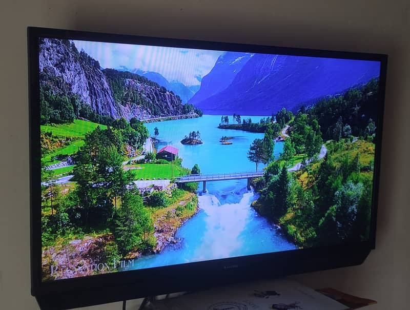 EcoStar LED Tv 1