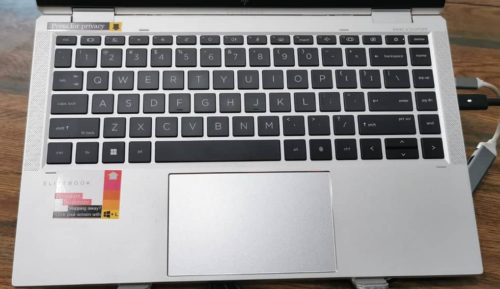 URGENT SALE | HP Elitebook 1040 G8 x360 Core i7 11Gen Touch Screen 4