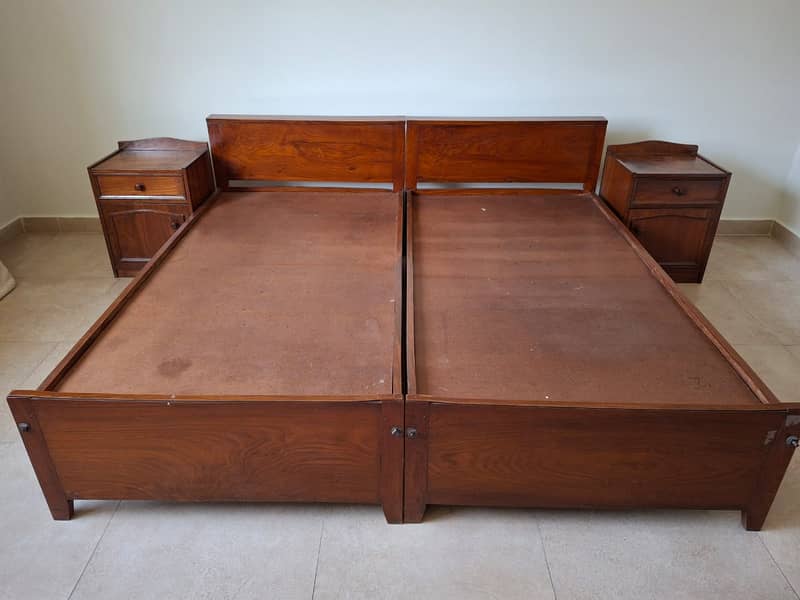 Solid Wood 2 Single Beds With Side Tables And With Matress 3