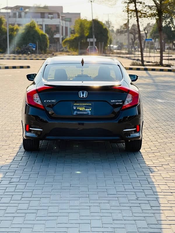 Honda Civic Oriel 2020 9