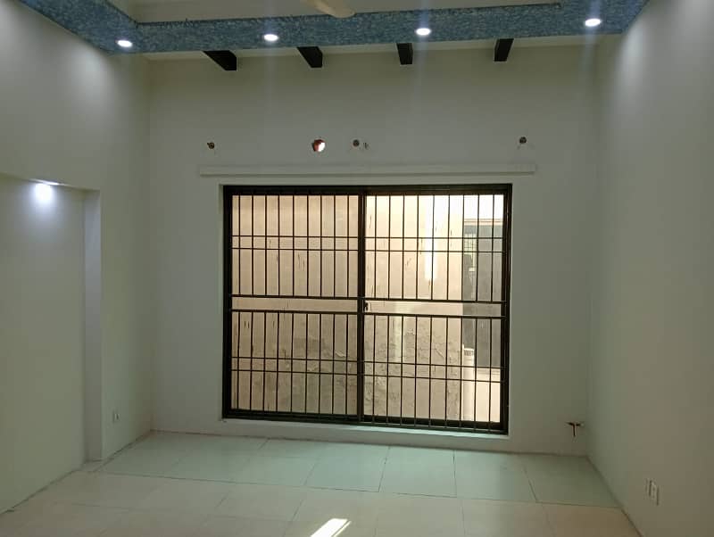 A beautiful 5 Marla house for rent in DHA, Phase 3, Block Z. 13