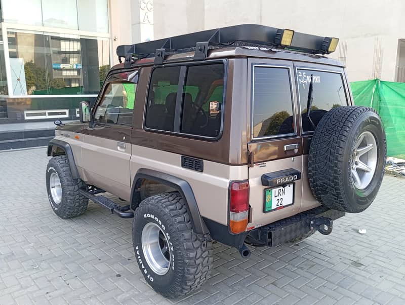 Toyota Prado 1990 4