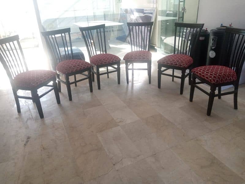 Set of 6 Dining Chairs, Foam Cushioned 1