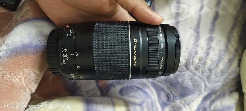 Camera LENS 75-300 0