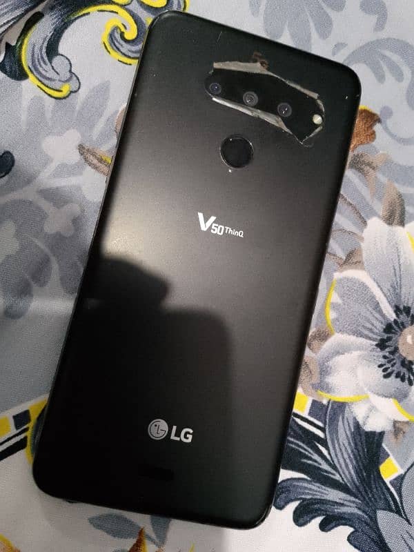 LG mobile in Good Condition 2