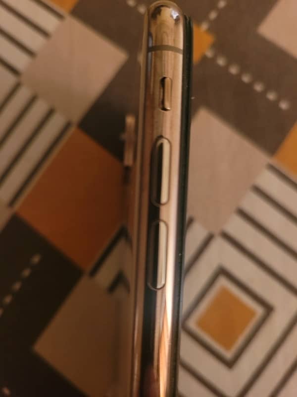 Iphone Xs 64gb Pta Approved 3