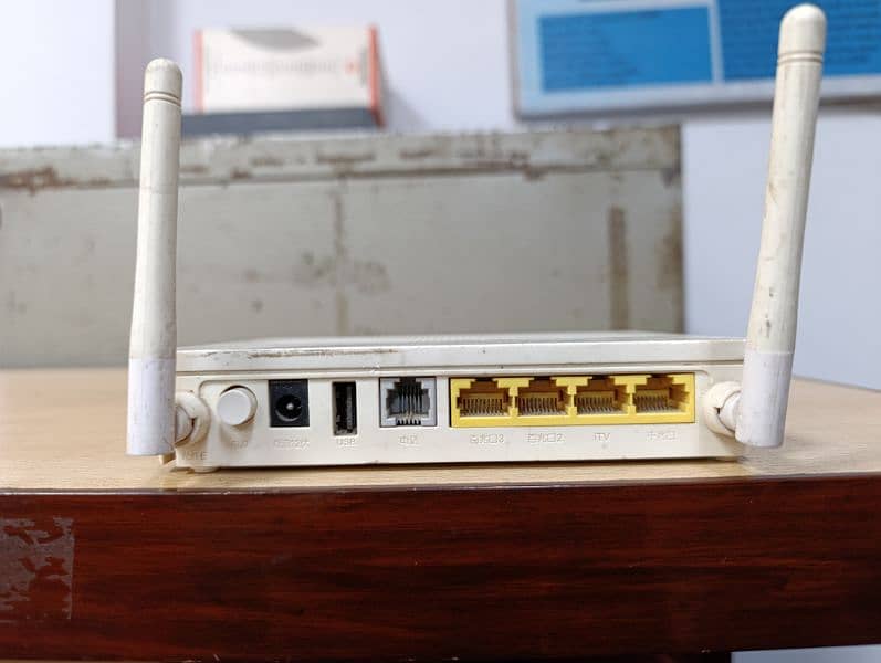 WiFi Router Second Hand working 4