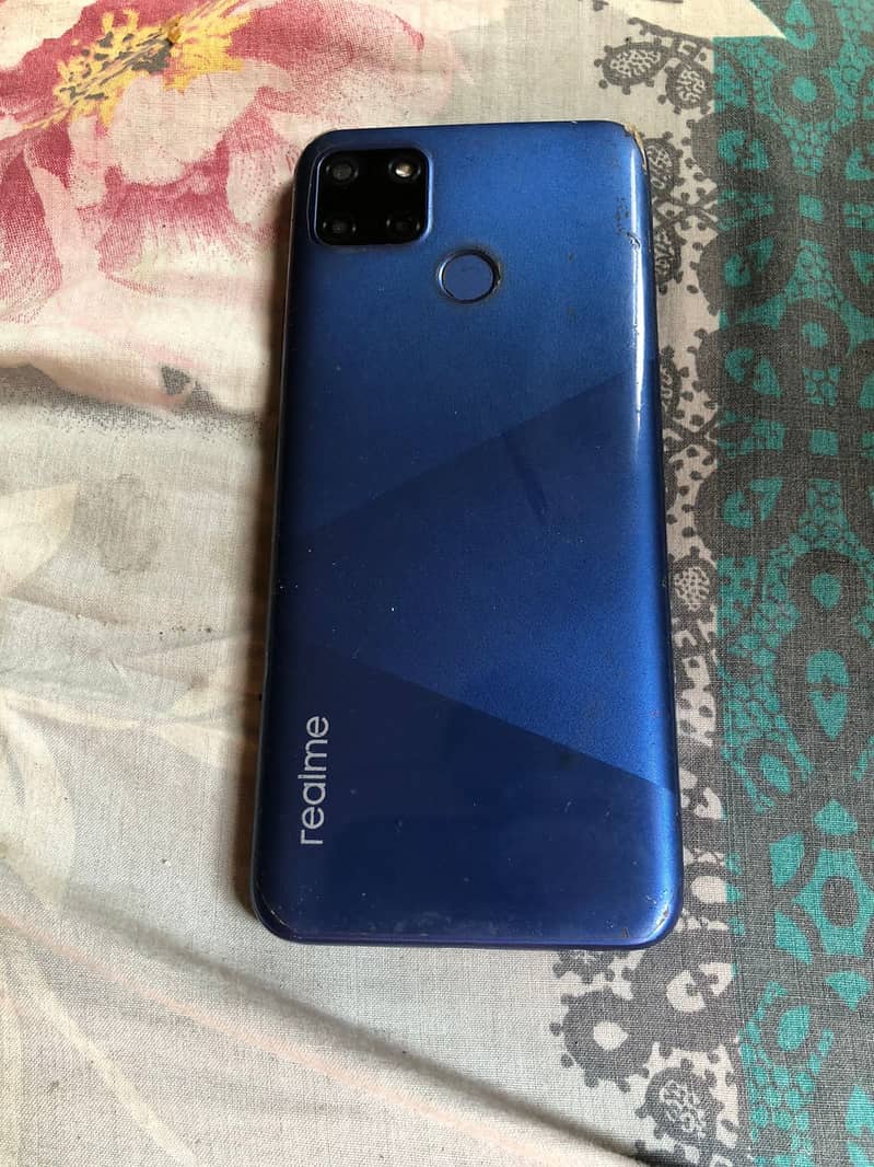 Realme C12 3