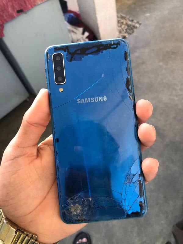 Samsung Galaxy A7 (2018) 0