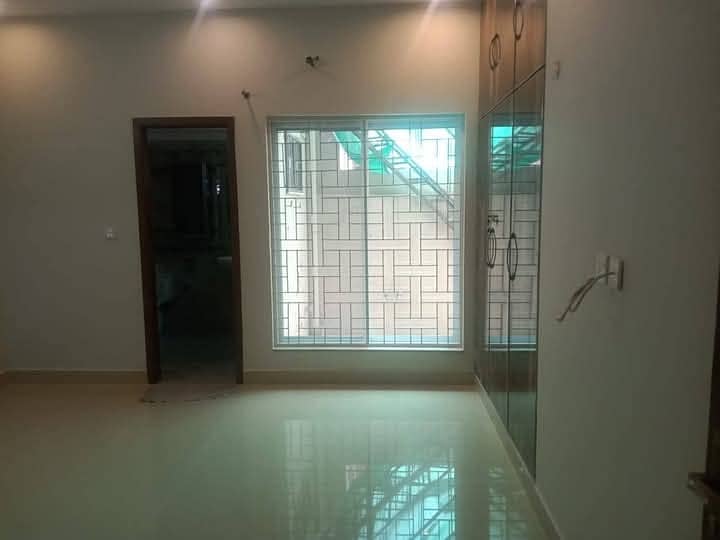 10 Marla Lower Portion For Rent Tariq Garden Near Wapda Town 0