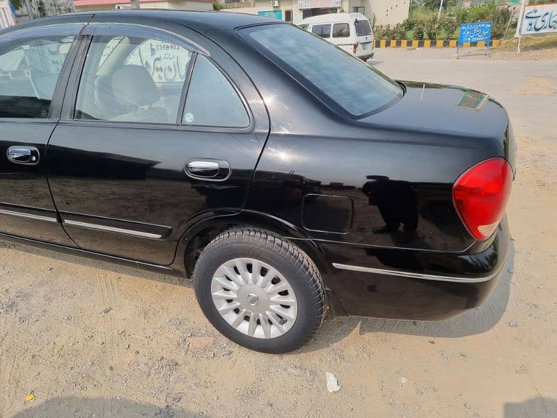 Nissan Sunny 2009 auto supersaloon 12