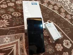 VGO TEL note 24 with box