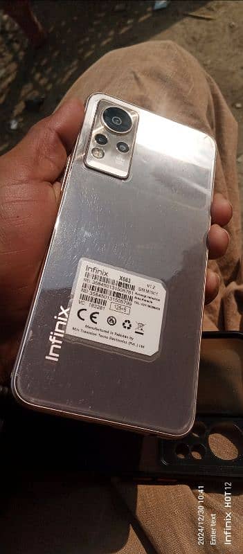 infinx not 12////// 6+5///128gb full packing orignal charge // 4