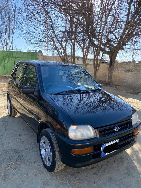 Daihatsu Cuore 2001 1