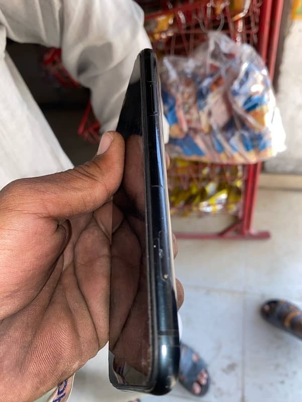 IPhone Xr Black 128GB | Jv 2