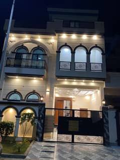 Beautiful House in Sawan block, DC Colony Gujranwala