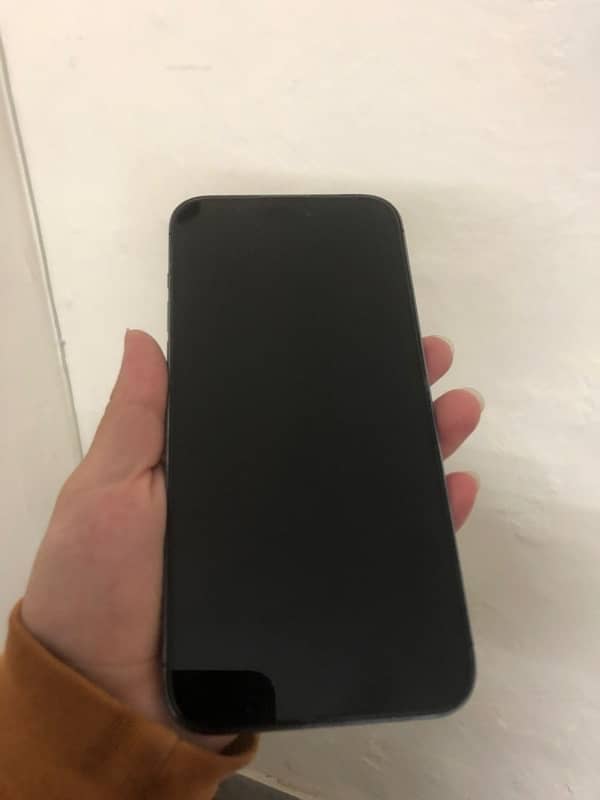 iphone 14 pro max 256-non pta(non active ) 4