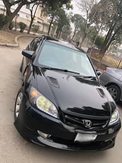 Honda Civic Oriel 2004