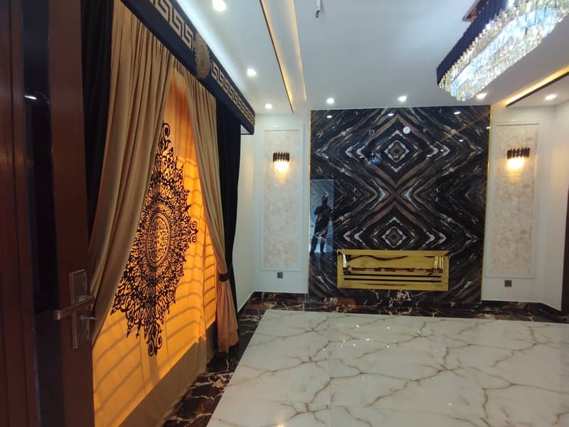 5 MARLA ELEGANT HOUSE FOR RENT IN THE HEART OF BAHRIA TOWM 20