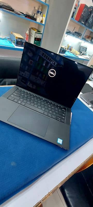 Dell Percision 5550 i7 8750HQ 2