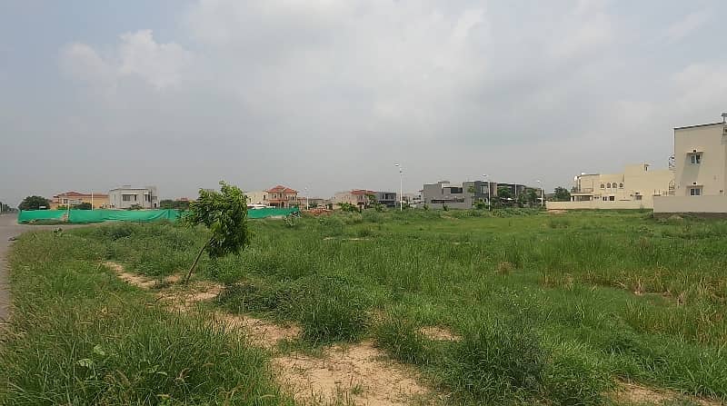 One Kanal Possession Plot Surrounded By Houses For Sale 6