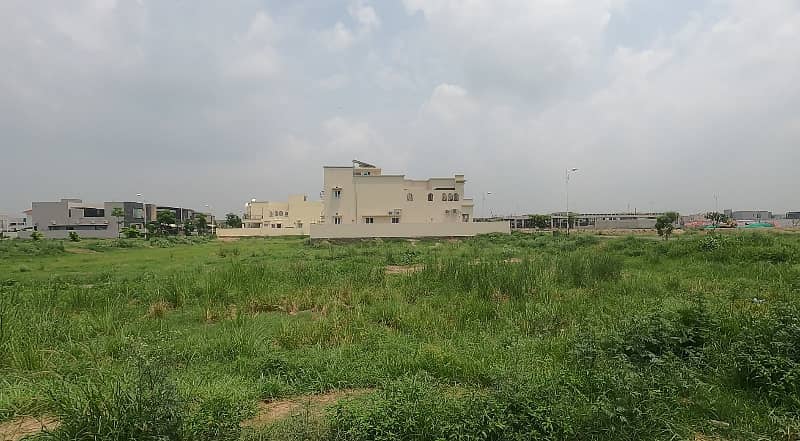 One Kanal Possession Plot Surrounded By Houses For Sale 7