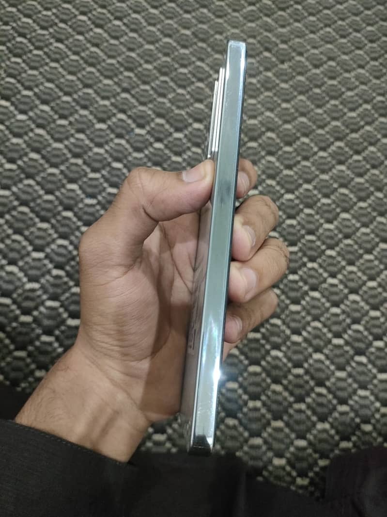 Infinix gt 20 pro 2