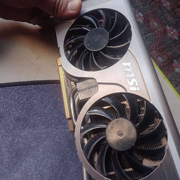 Gtx 560 1gb gddr5 256 bit in good condition 2