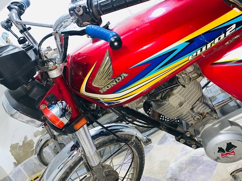 Honda 125 2020 saaaf condtion geniun condtion letter police 4