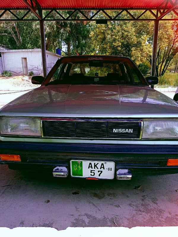 Nissan Sunny 1988 5