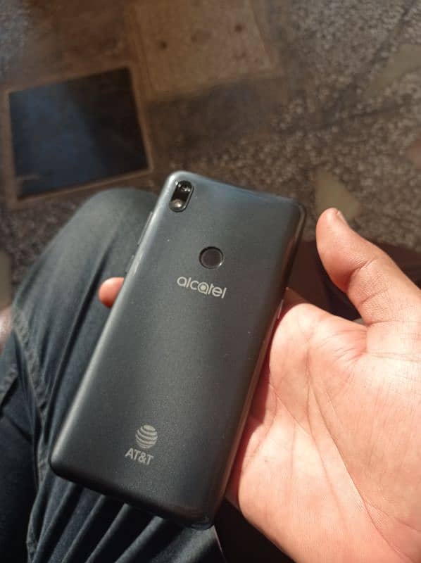 Alcatel 32gb In excellent condition 10/10 Non Pta 7