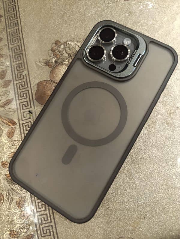 Asslam Alikum I'm selling iPhone 15 pro max 0