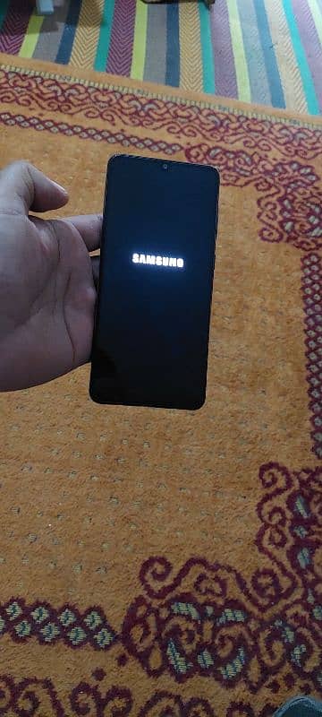 Samsung a31 in lash condition with box 10/9condi 4