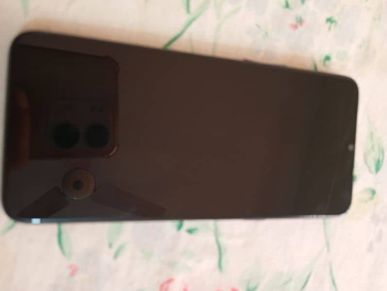 Realme 5 64Gb/4Gb with box & charger 2