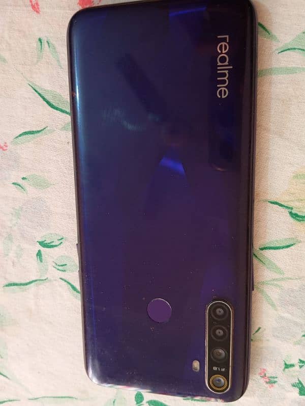 Realme 5 64Gb/4Gb with box & charger 5