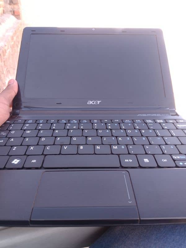 Acer laptop only serious Byer contact me 0