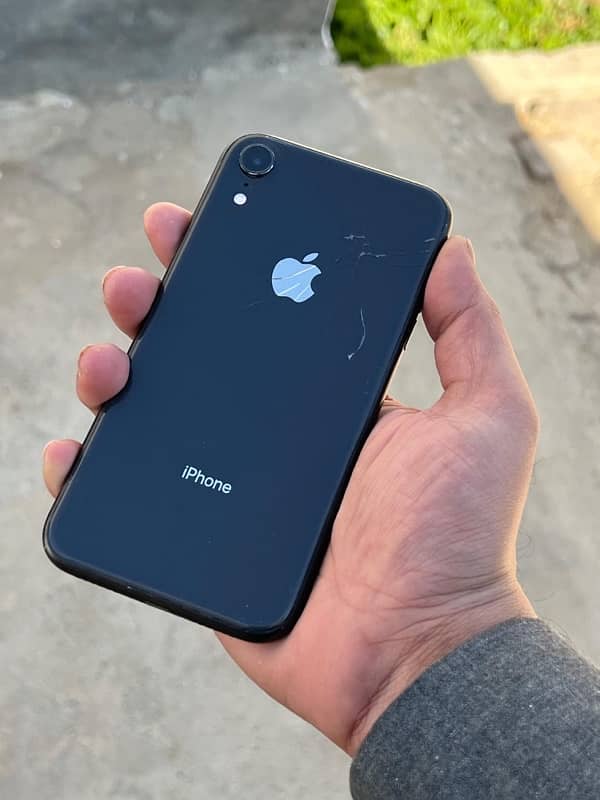 iPhone XR 0