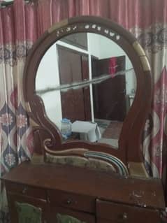 dressing table