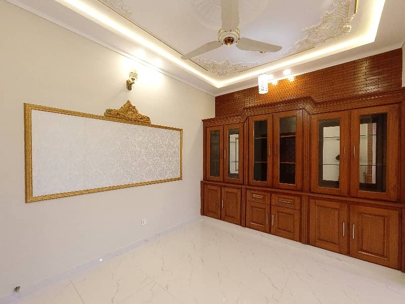 Ready To sale A House 3200 Square Feet In G-13/2 Islamabad 9