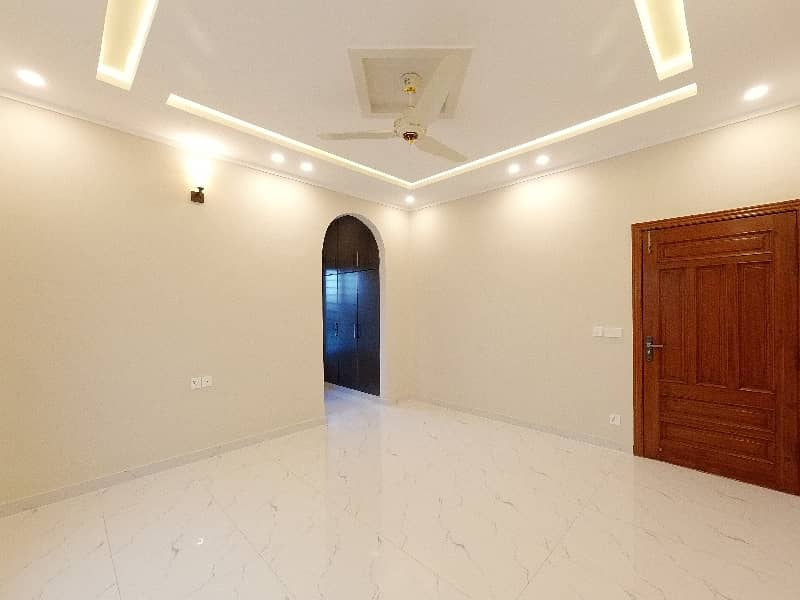 Ready To sale A House 3200 Square Feet In G-13/2 Islamabad 36