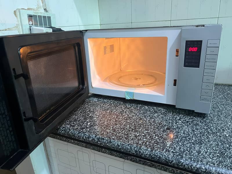 Dawlance microwave 20L approx 1