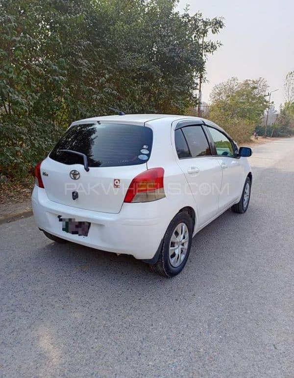 Toyota Vitz 2012 1