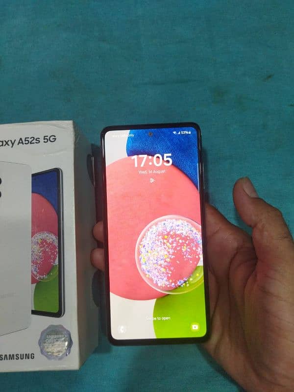 SAMSUNG A. 52s. . 5G 3